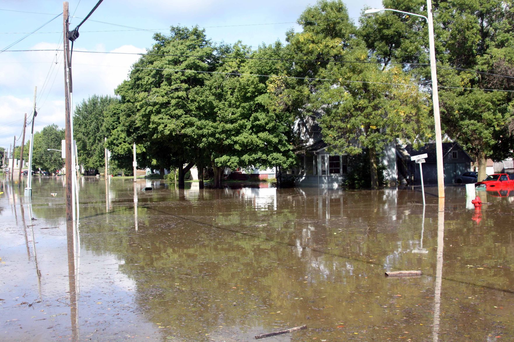090618-reed-gallery-flood035
